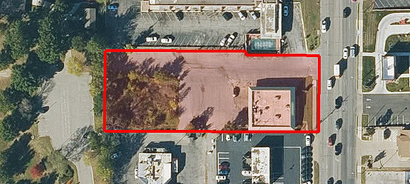 821 Iowa St