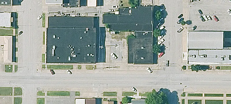 Maple St