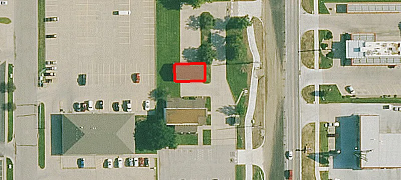 3813 Woodlawn Blvd