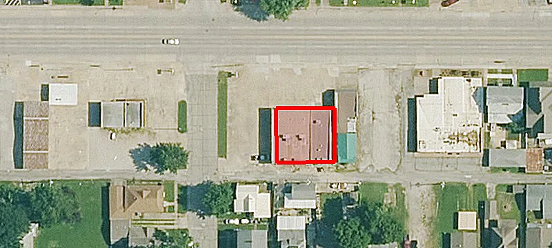 2424 Main St
