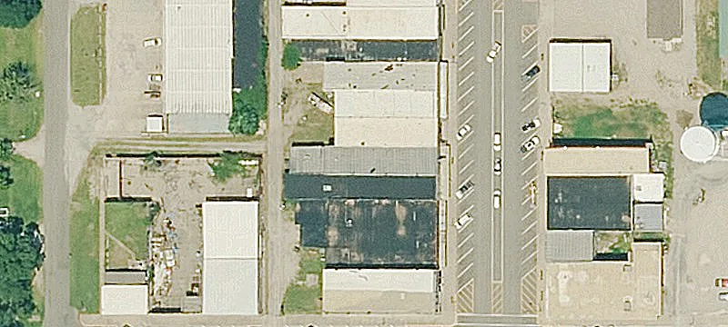 413 Commercial St