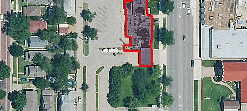 825 Main St