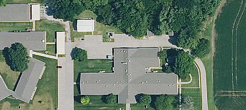 704 Main St