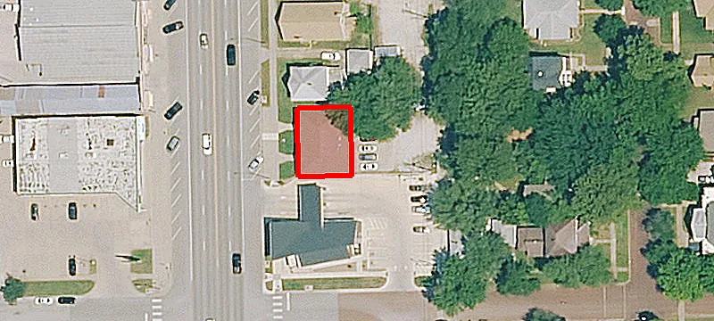1216 Main St