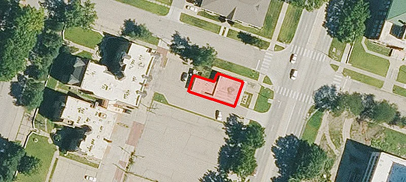 901 Topeka Blvd
