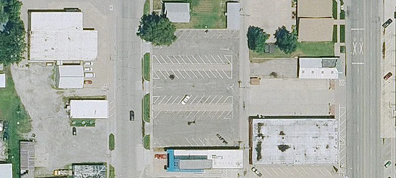 Maple St