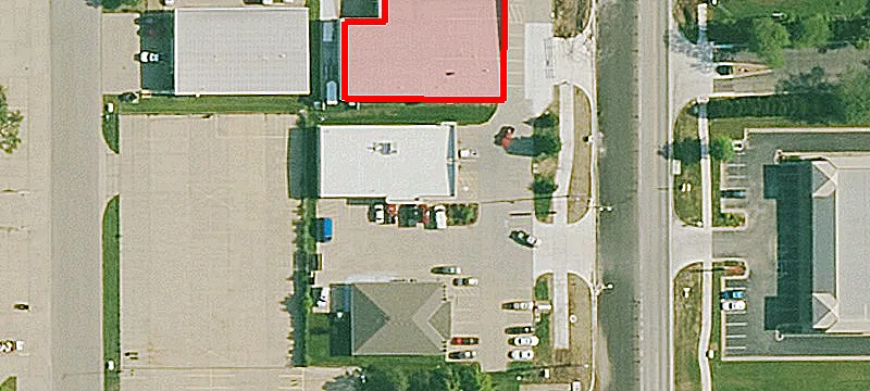 3839 Woodlawn Blvd