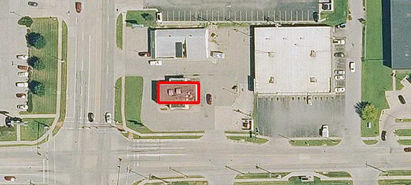 2102 Topeka Blvd