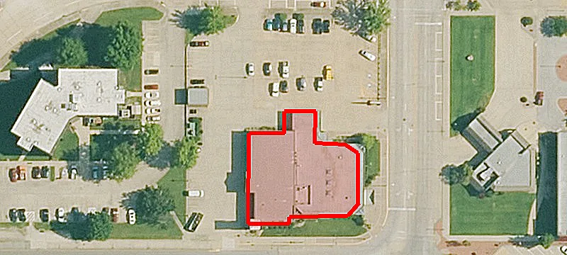 1901 Main St