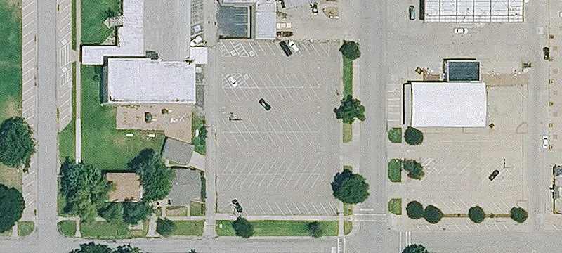 Maple St