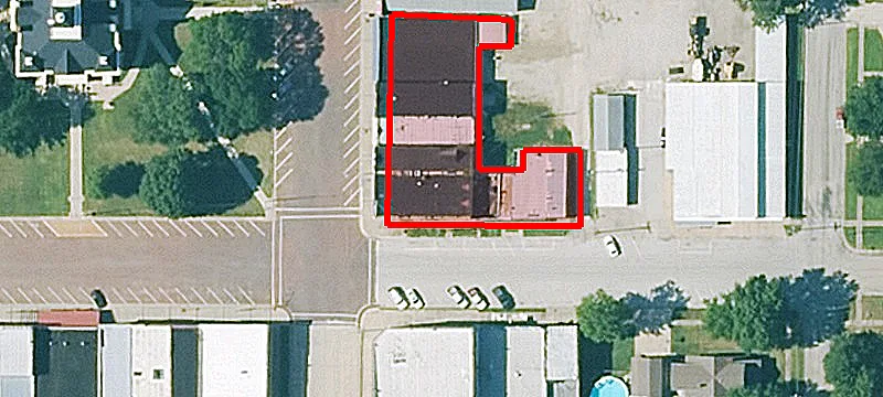 100 Main St