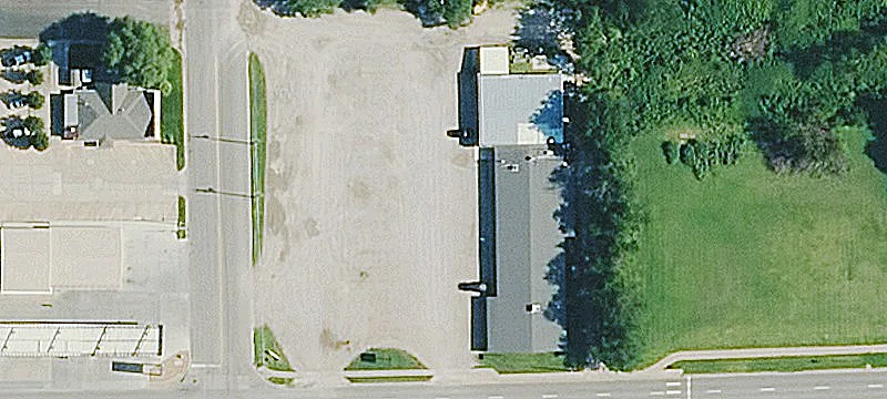 130 Chicago Ave