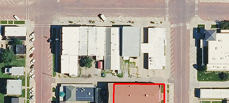 110 Commercial St