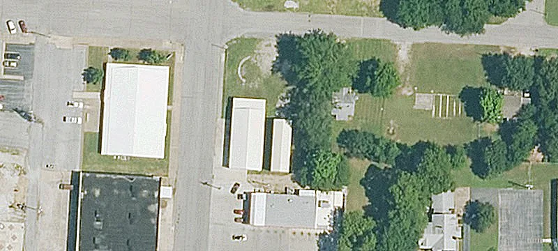 1102 Ee Ave