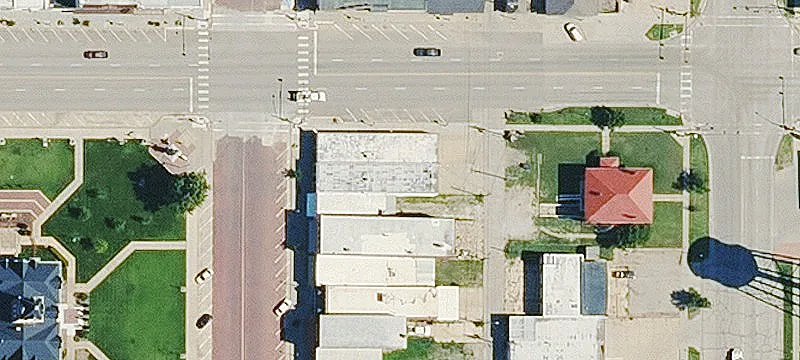 102 Ee S Ave