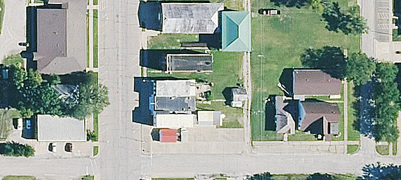 506 Main St