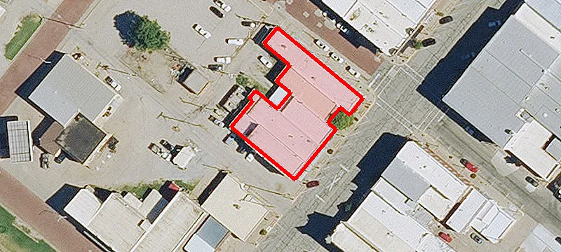 120 Douglas Ave