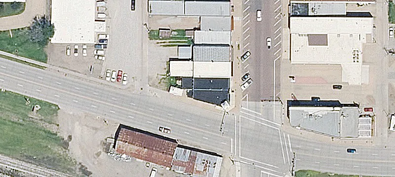 2 Main St