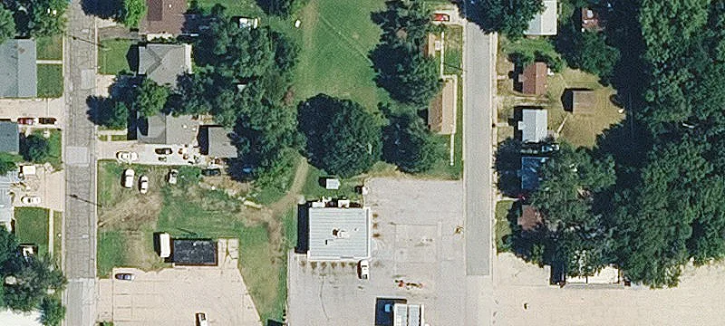 711 Main St
