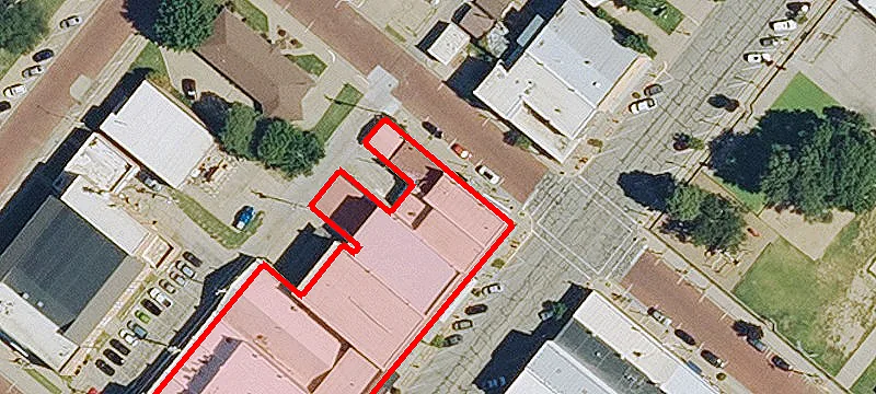224 Douglas Ave