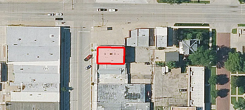 106 Main St