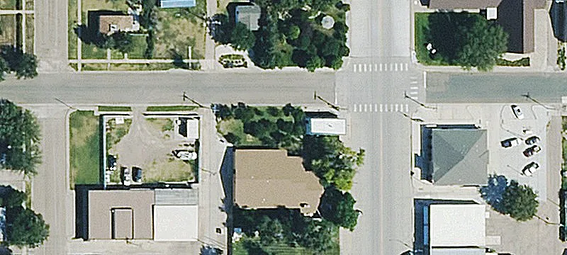 523 Broadway Ave