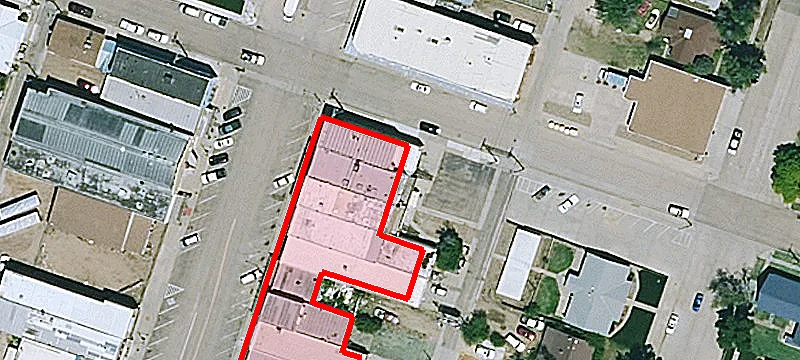 121 Main St