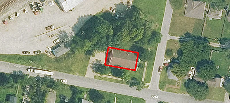 702 Peoria St