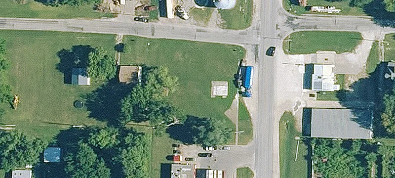 418 Main St
