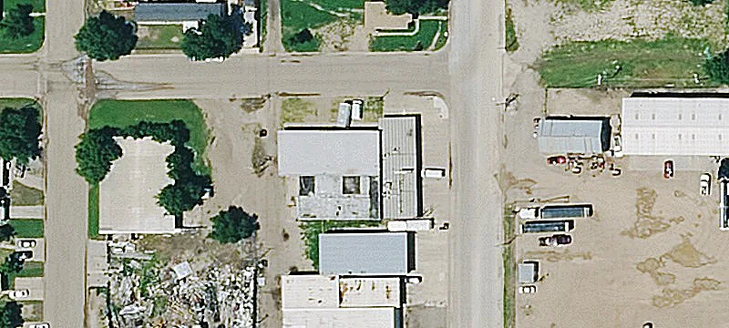 302 Clay Ave