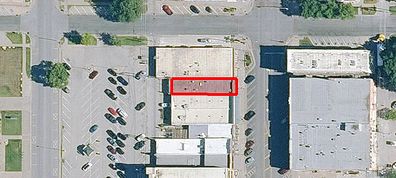 725 Commercial St