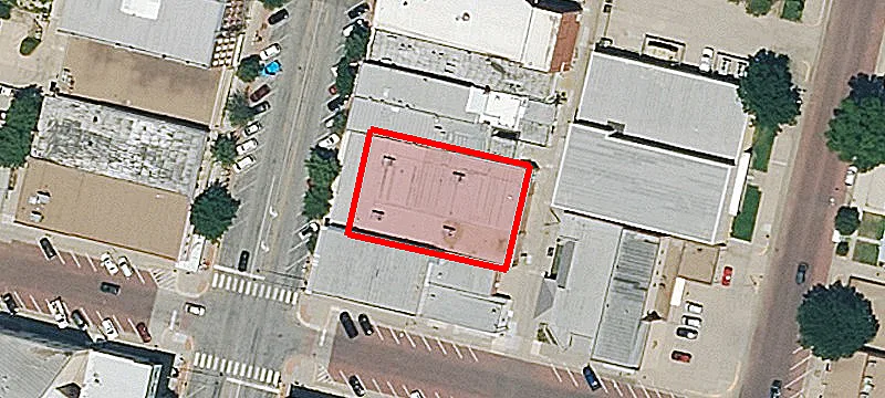 406 Main St