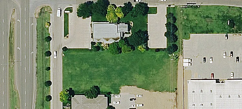 2451 Kansas Ave