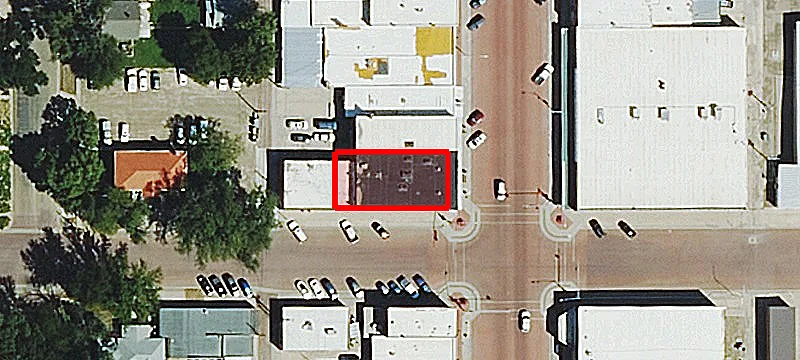 1124 Main Ave