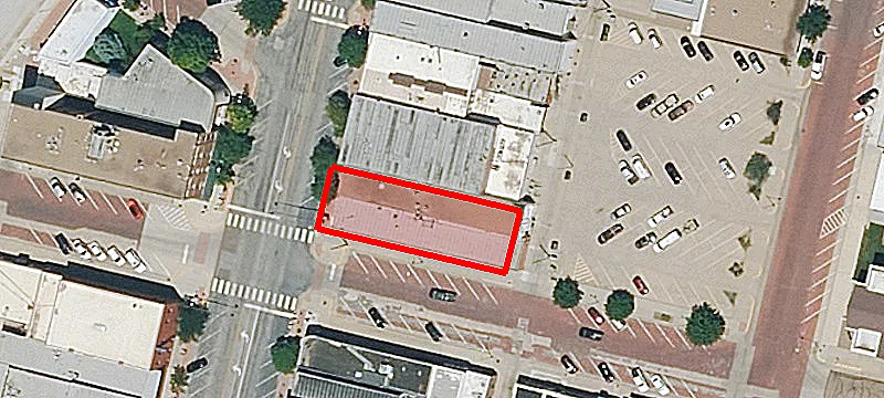 304 Main St