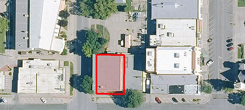28 8th Ave