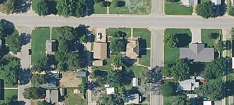 523 Maple St