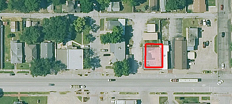 820 Main St