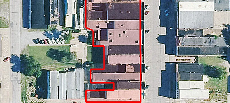 211 Main St