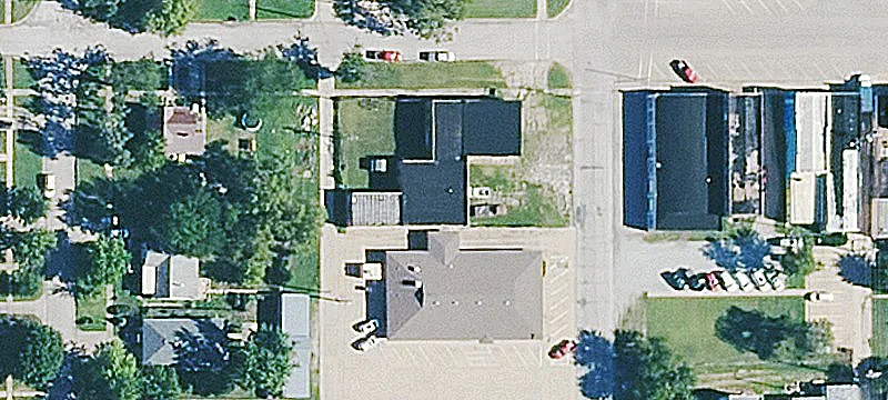 219 Oak St