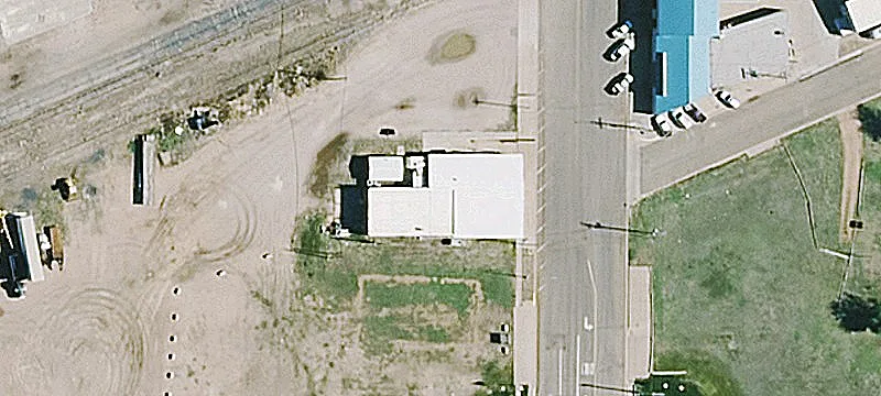 305 Main St