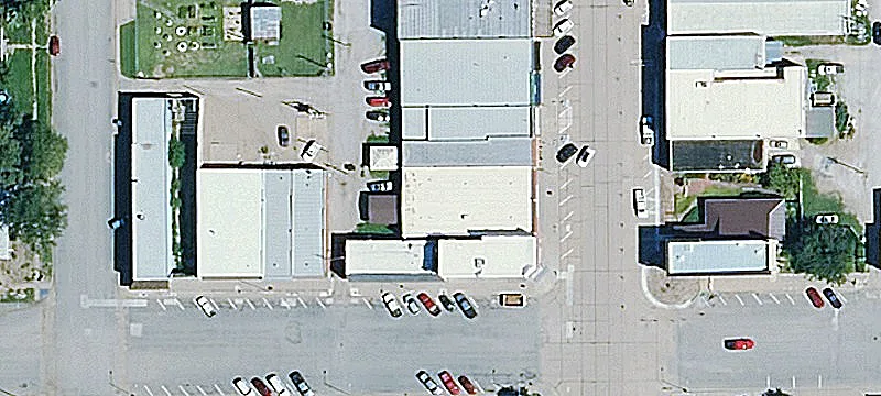 719 Main St
