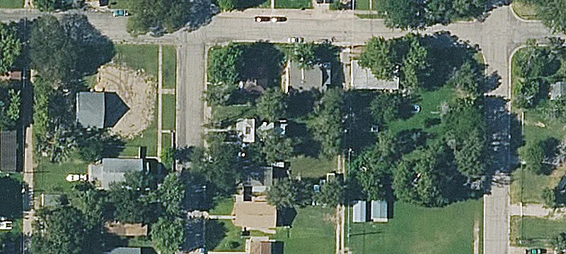 220 Pne St