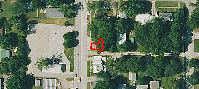 212 Maple St