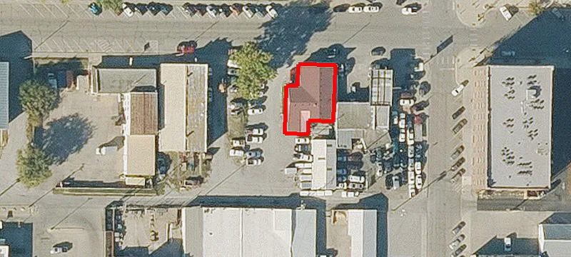 908 Commercial St