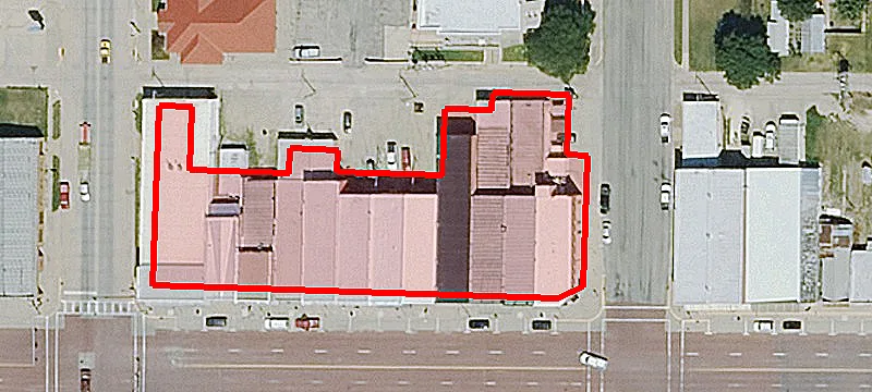 418 Main St