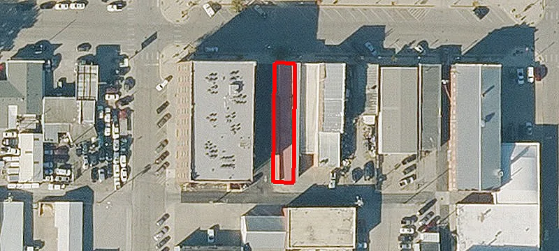824 Commercial St