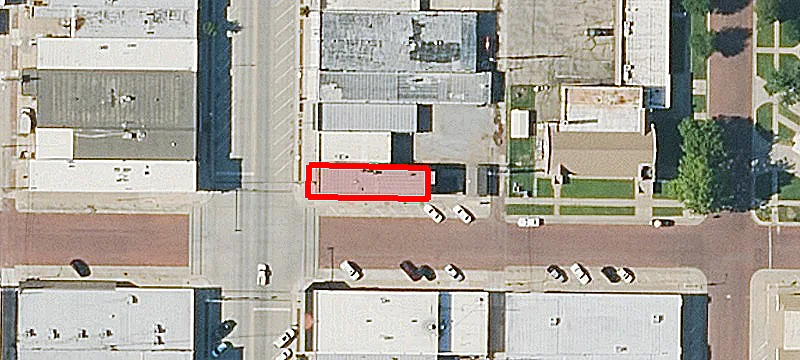 126 Main St