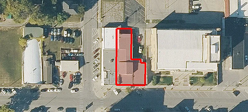 835 Commercial St