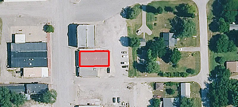 208 Commercial St